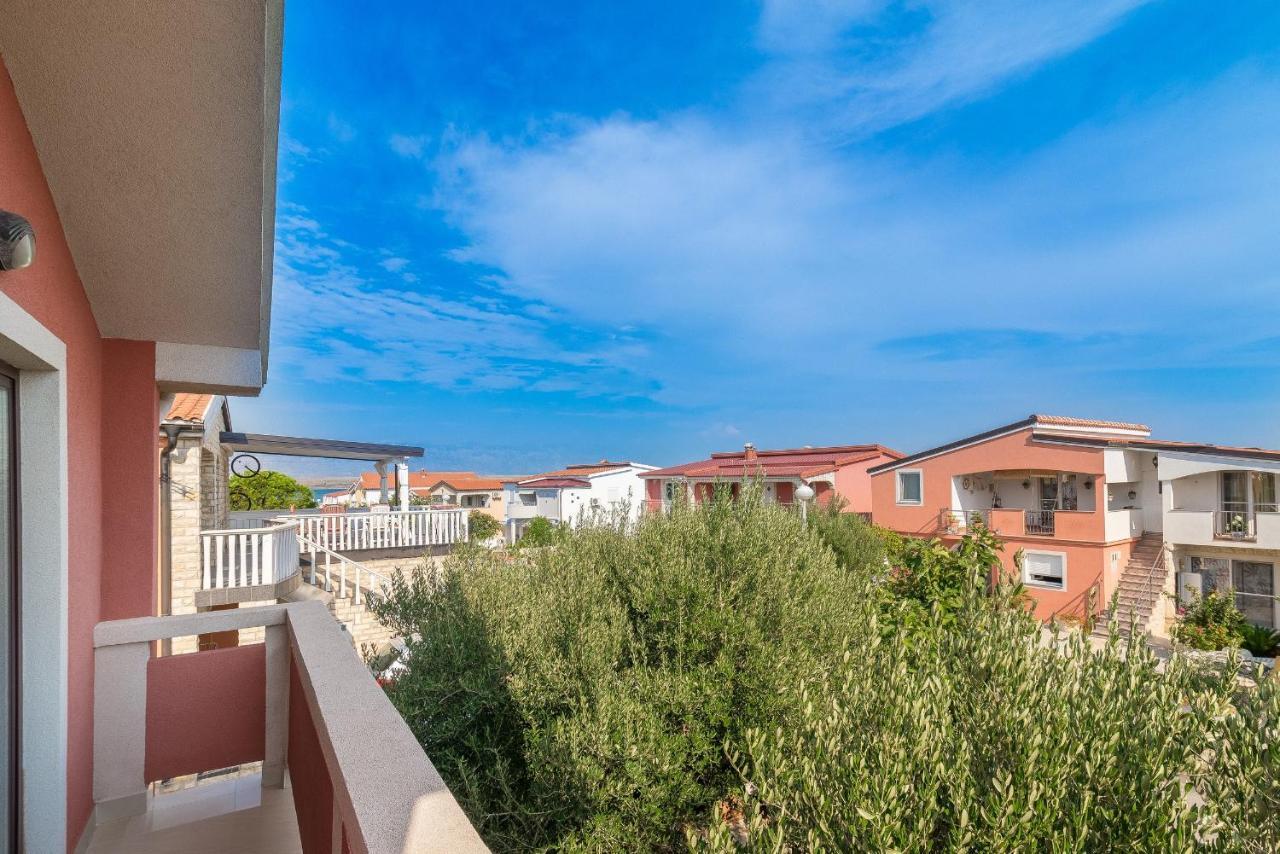 Apartments Puskaric Vir Bagian luar foto